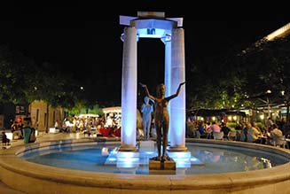 Place d'Assas Crédit photos OT Nîmes